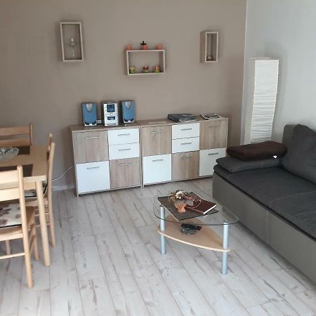 Ferienwohnung "Am Weinberg" Бад-Шмідеберг Екстер'єр фото